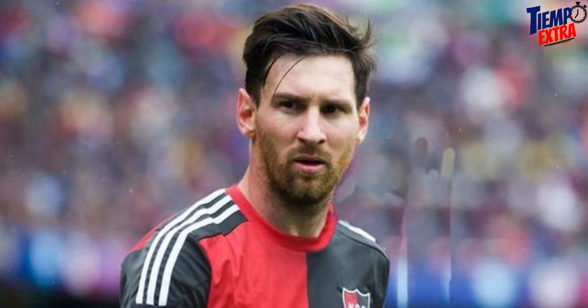 Lionel Messi recibe la invitación para asistir al partido de Newells