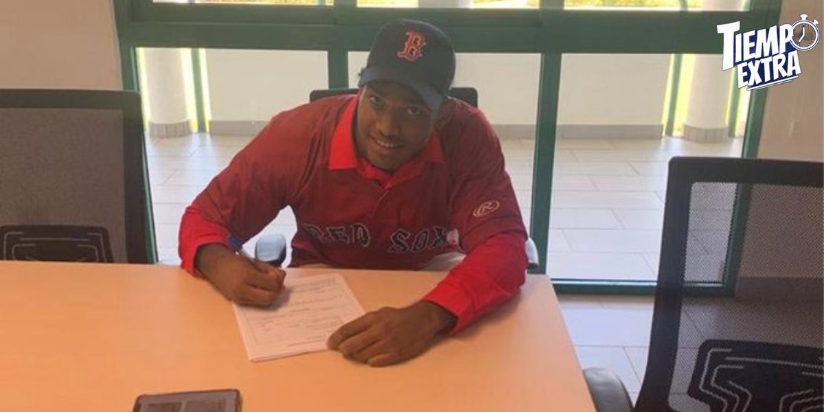 Boston Red Sox firman joven pelotero cubano