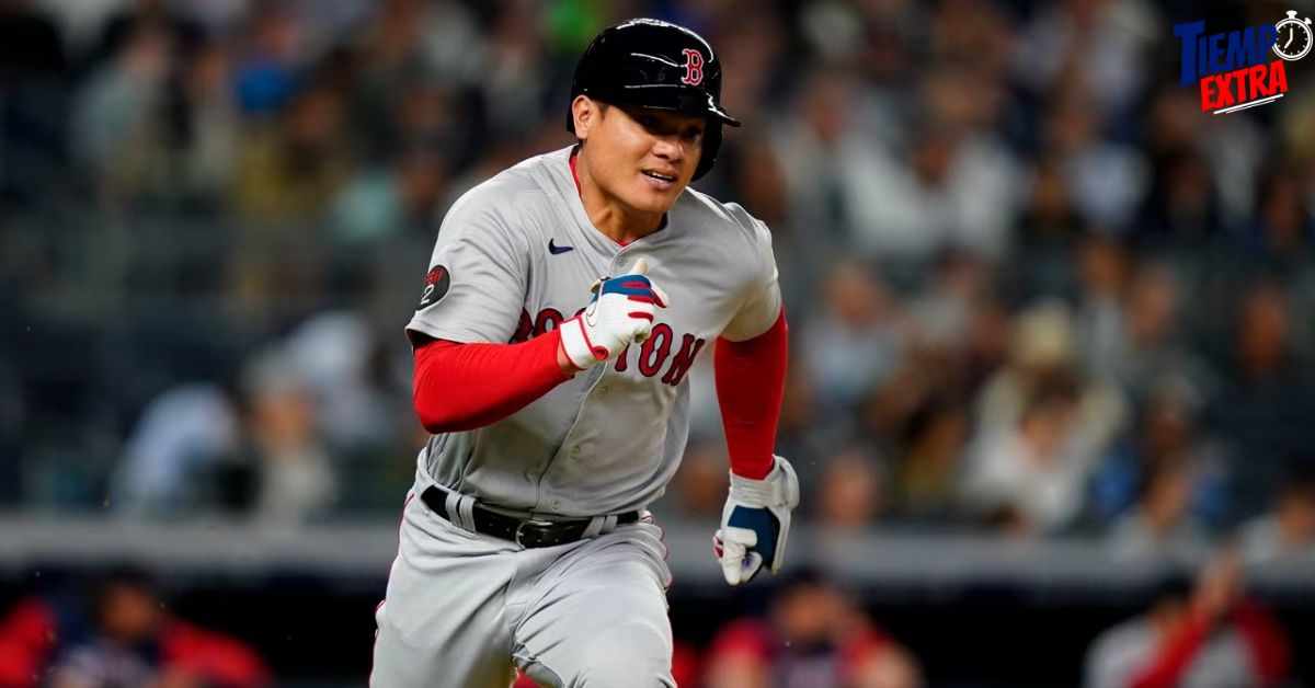 Boston Red Sox refirmaron a Yu Chang para suplir a Trevor Story