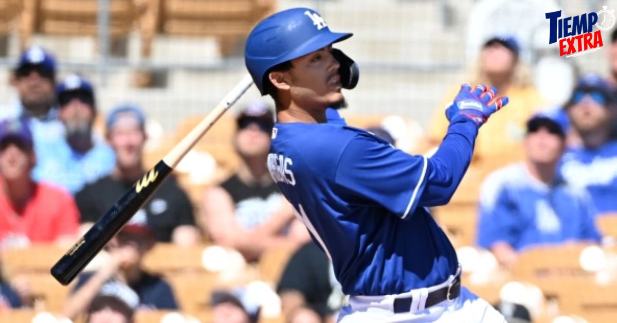 Miguel Vargas vivió su primer turno pudiendo hacer swing y conectó su primer imparable en Spring Training