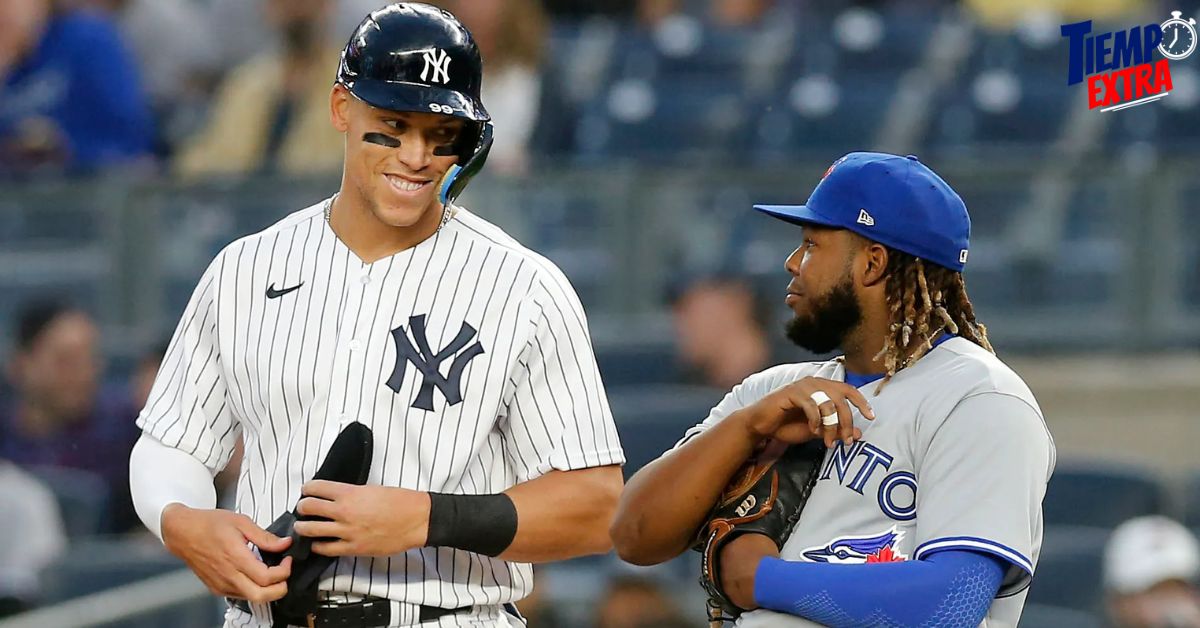 La viral respuesta de Vladimir Guerrero Jr. sobre jugar con los Yankees. Foto de Aaron Judge y Vladimir Guerrero Jr.