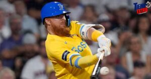 Justin Turner desató su poder encima del monstruo verde (Video)