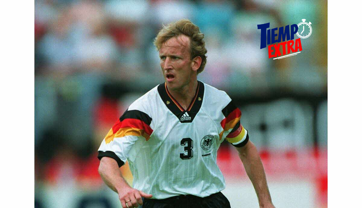 Andreas Brehme campeón del mundo con Alemania en Italia 90.