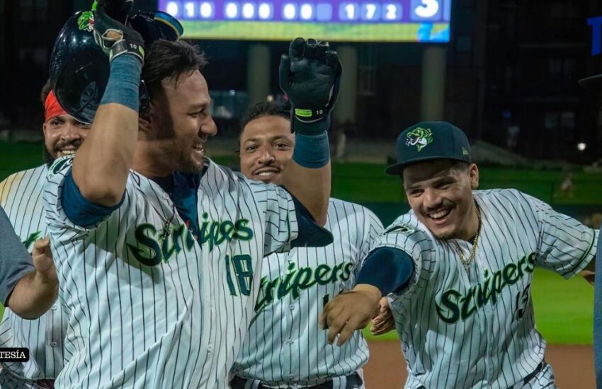 Yuli Gurriel el HÉROE con el walk off y récord en la organización