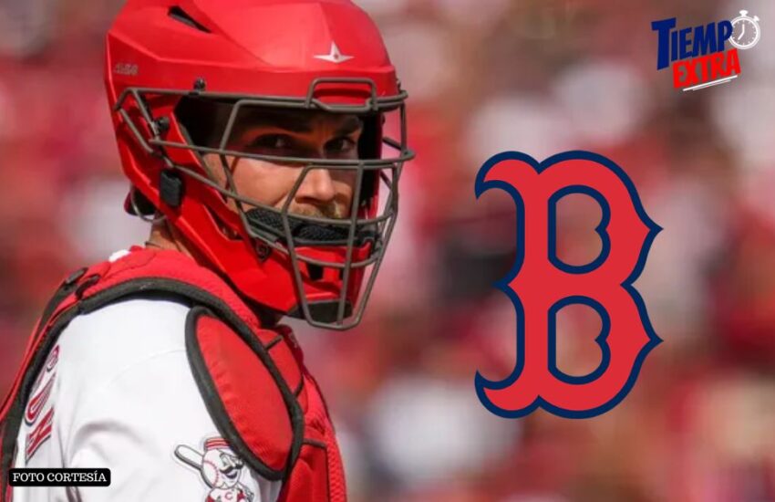 Mark Kolozsvary firma con los Boston Red Sox