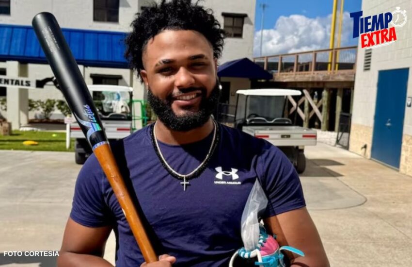 Junior Caminero ya empieza a lucir en el Spring Training con los Tampa Bay Rays