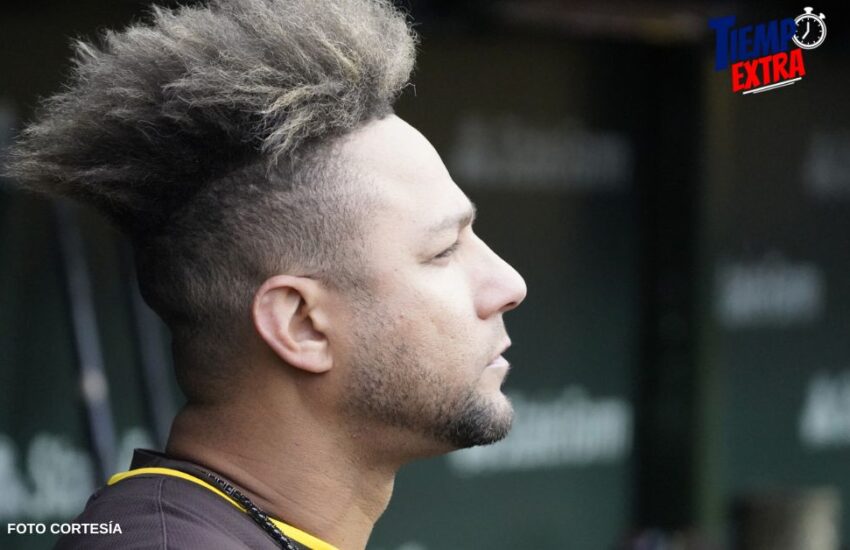 Dura decisión de los Padres con Yuli Gurriel