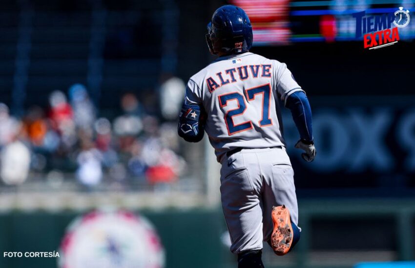 José Altuve busca más récords en los Astros