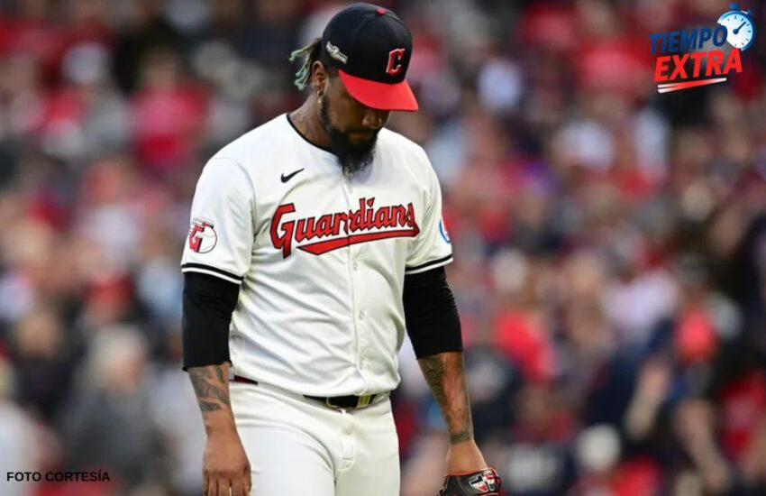 Emmanuel Clase y Luis Ortiz seguirán suspendidos en MLB