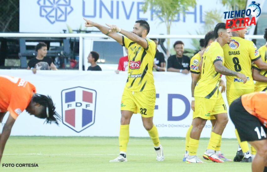 Moca FC sorprende al Cibao FC en arranque de la LDF 2025