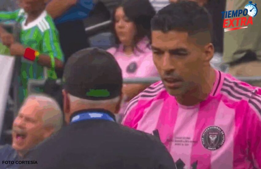 Luis Suárez protagoniza LAMENTABLE HECHO escupiendo a miembro del Staff del Seattle Sounders