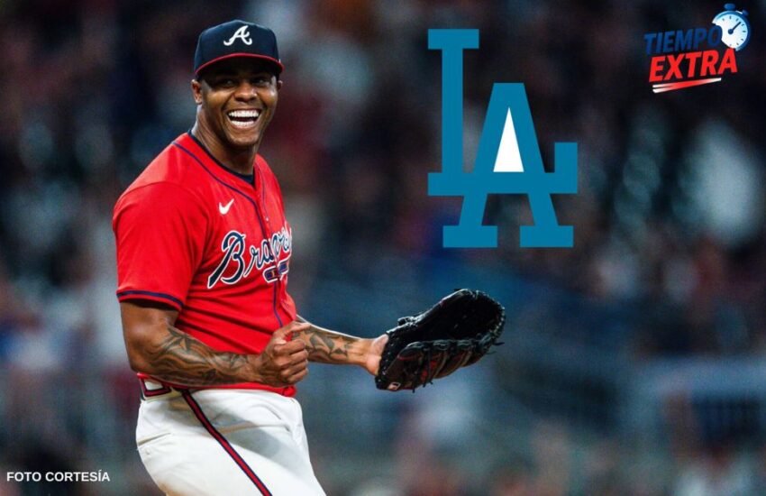 Dodgers interesados en Raisel Iglesias y Devin Williams